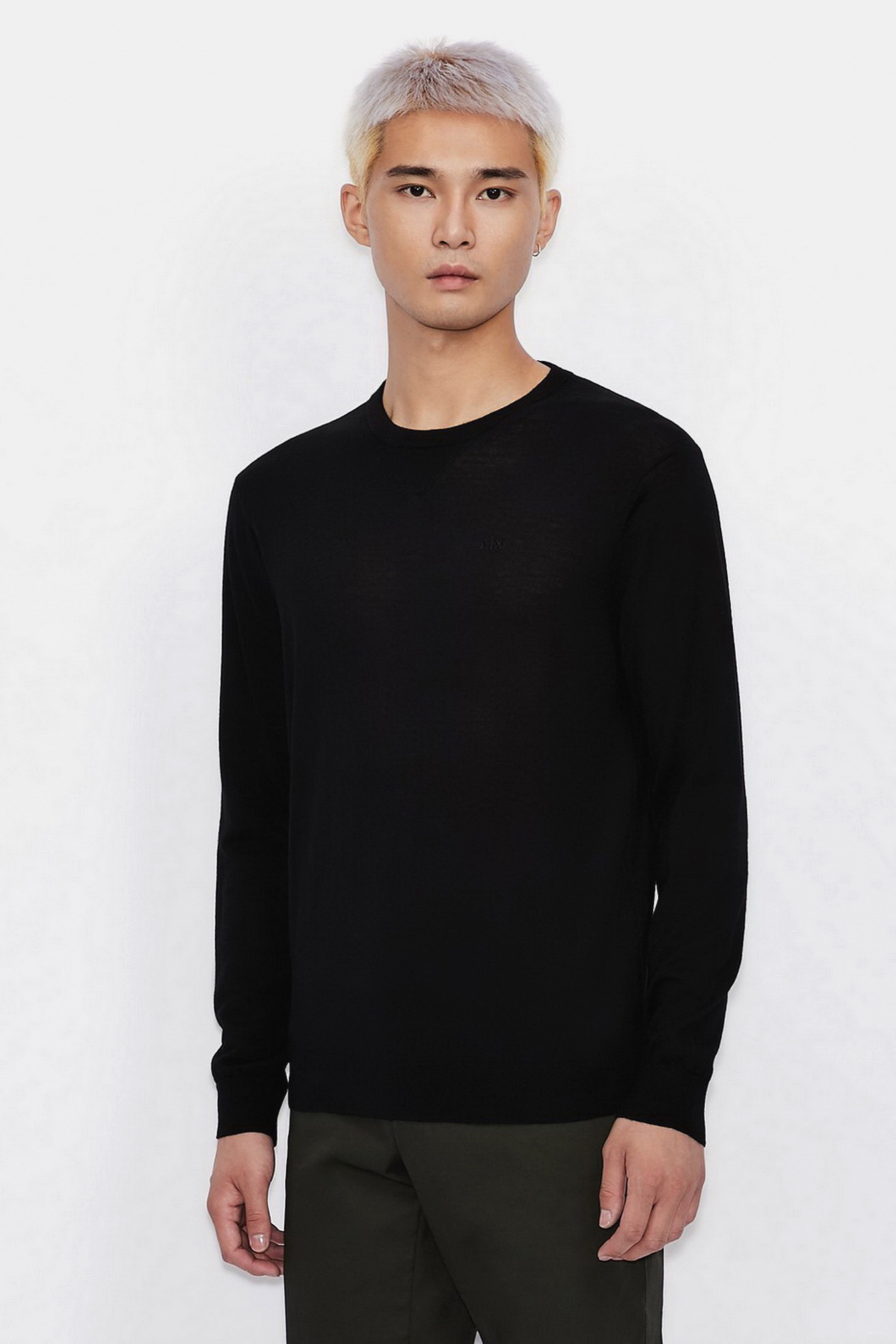 Чёрный свитер Armani Exchange