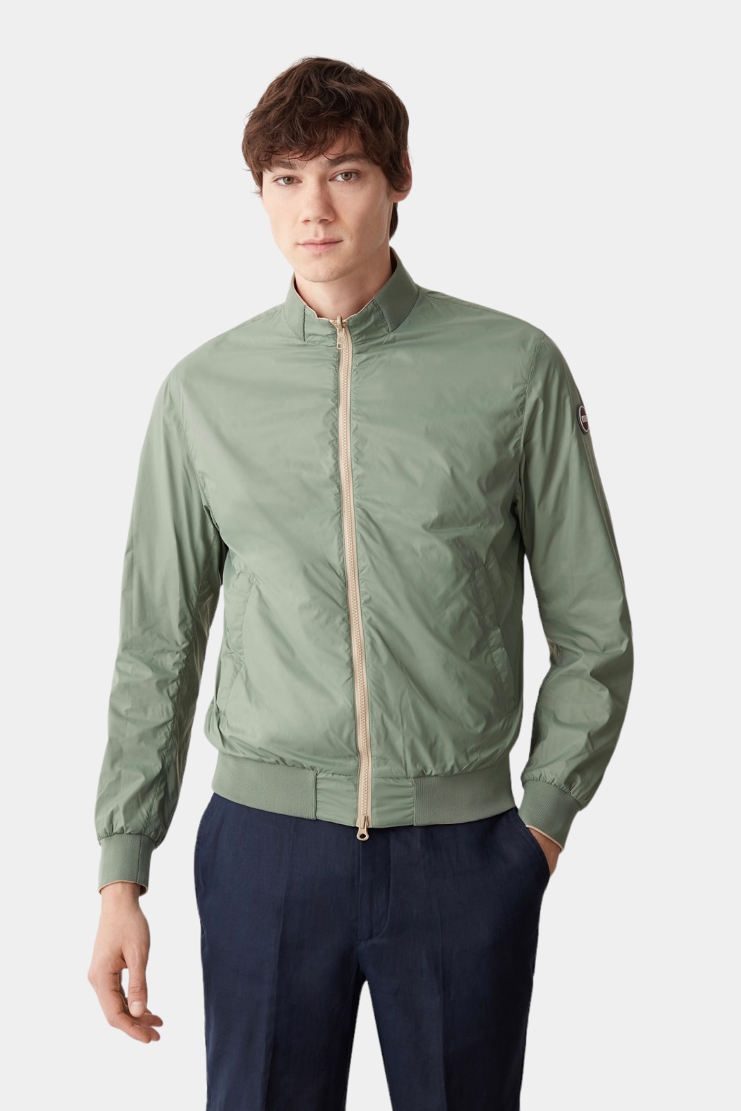 Зелено-бежева куртка 1899