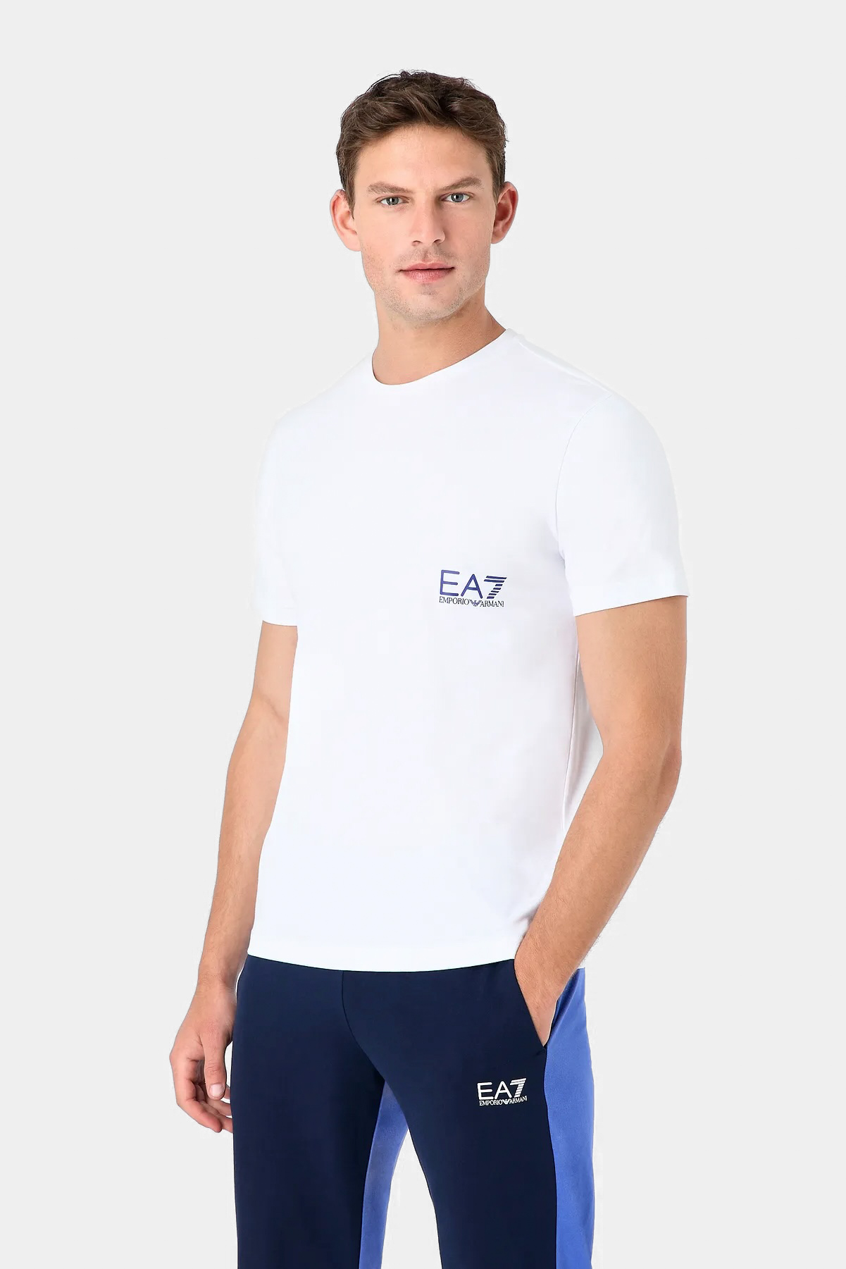 Біла футболка EA7