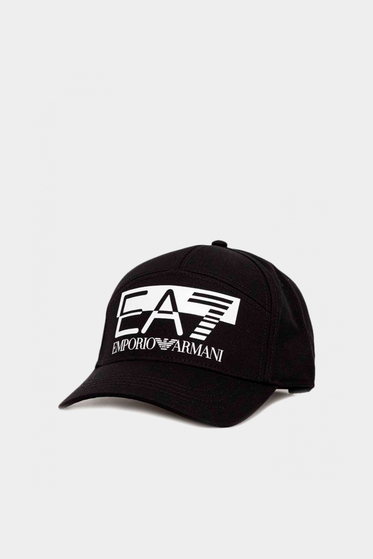 Чорна кепка EA7