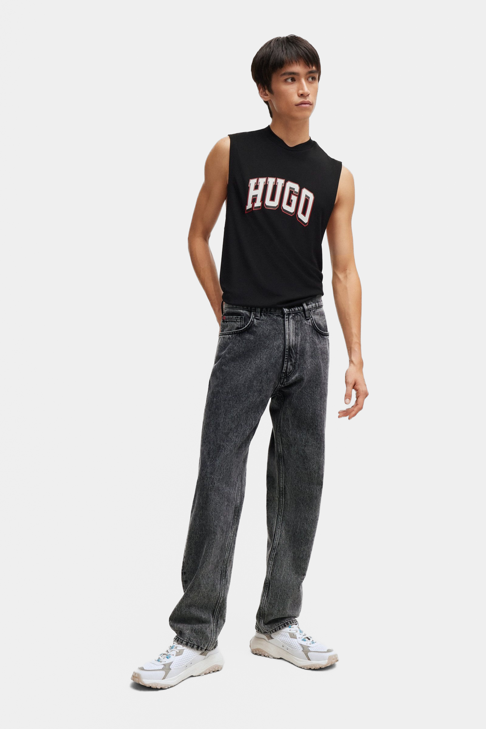 Чёрные джинсы HUGO