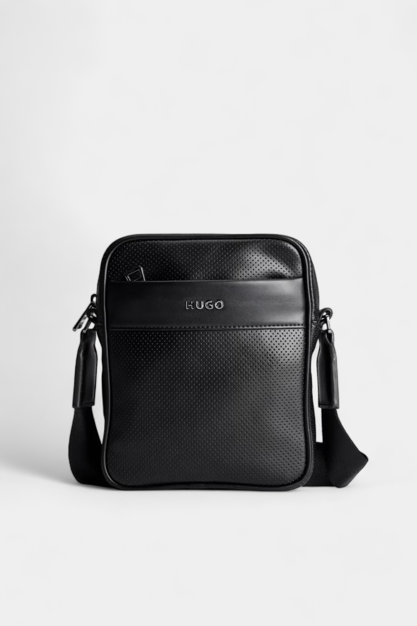 Чорна сумка HUGO 