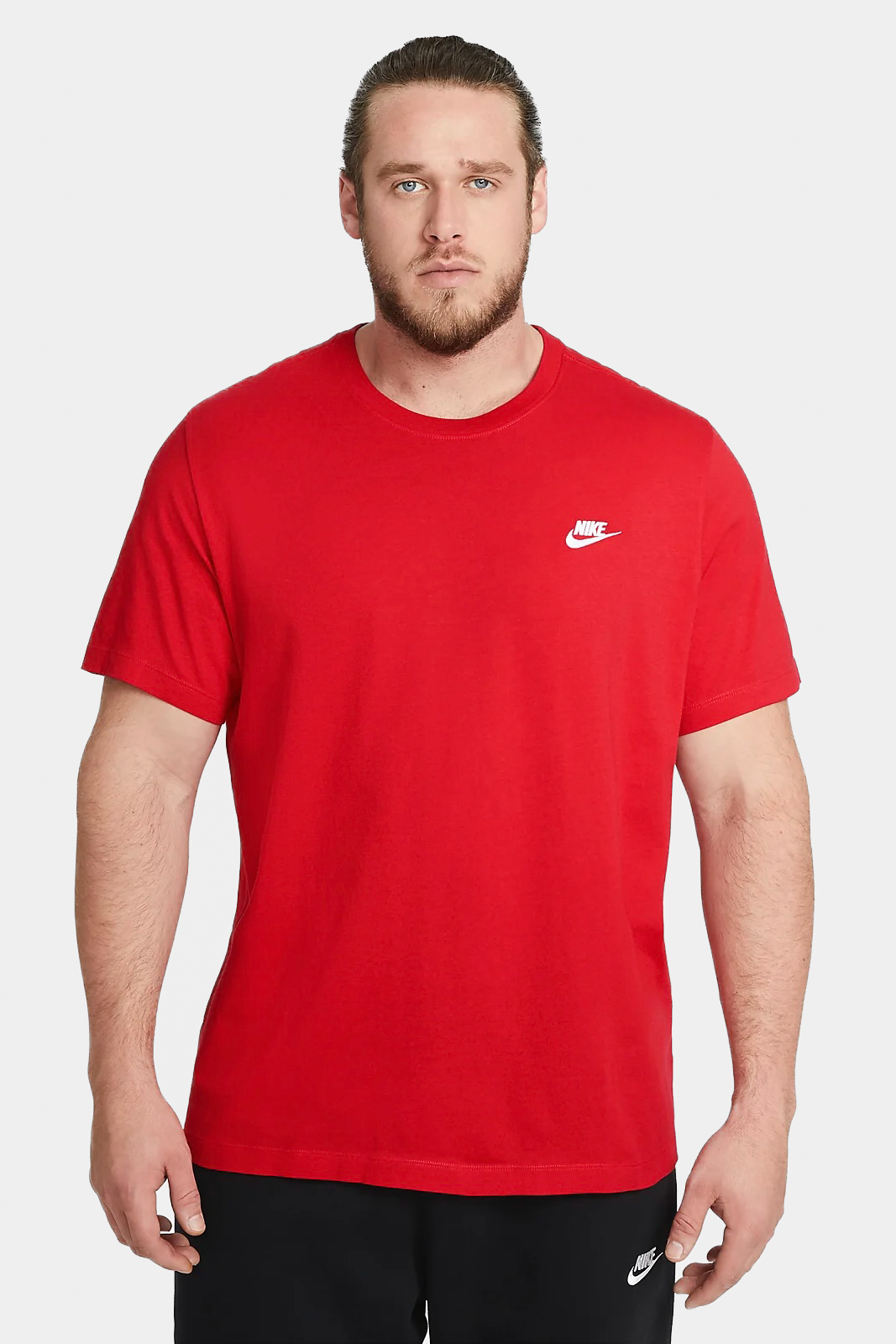Красная футболка NIKE
