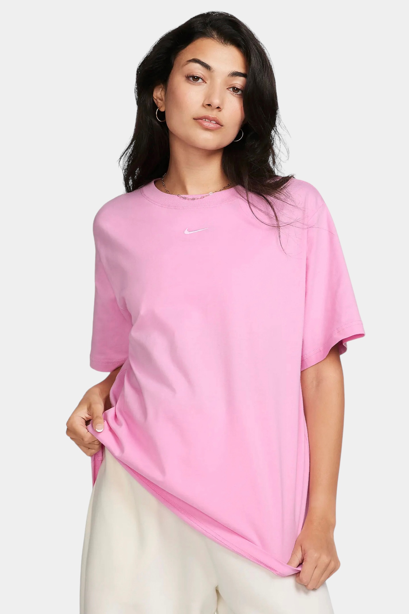 Розовая футболка NIKE